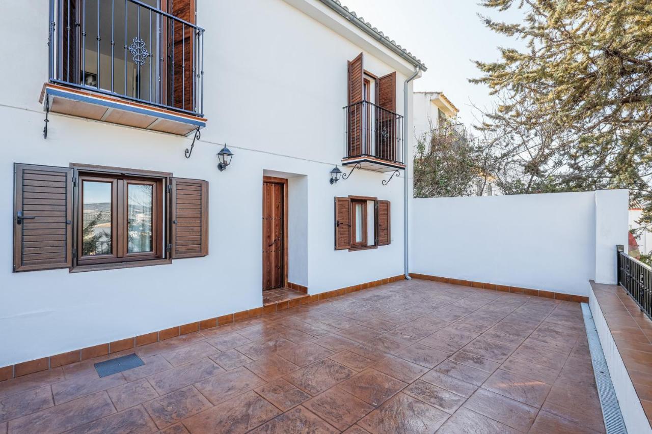 Fantastica Casa De 3 Bedroom Y 3 Banos - Casa De Relax- Montefrío Buitenkant foto