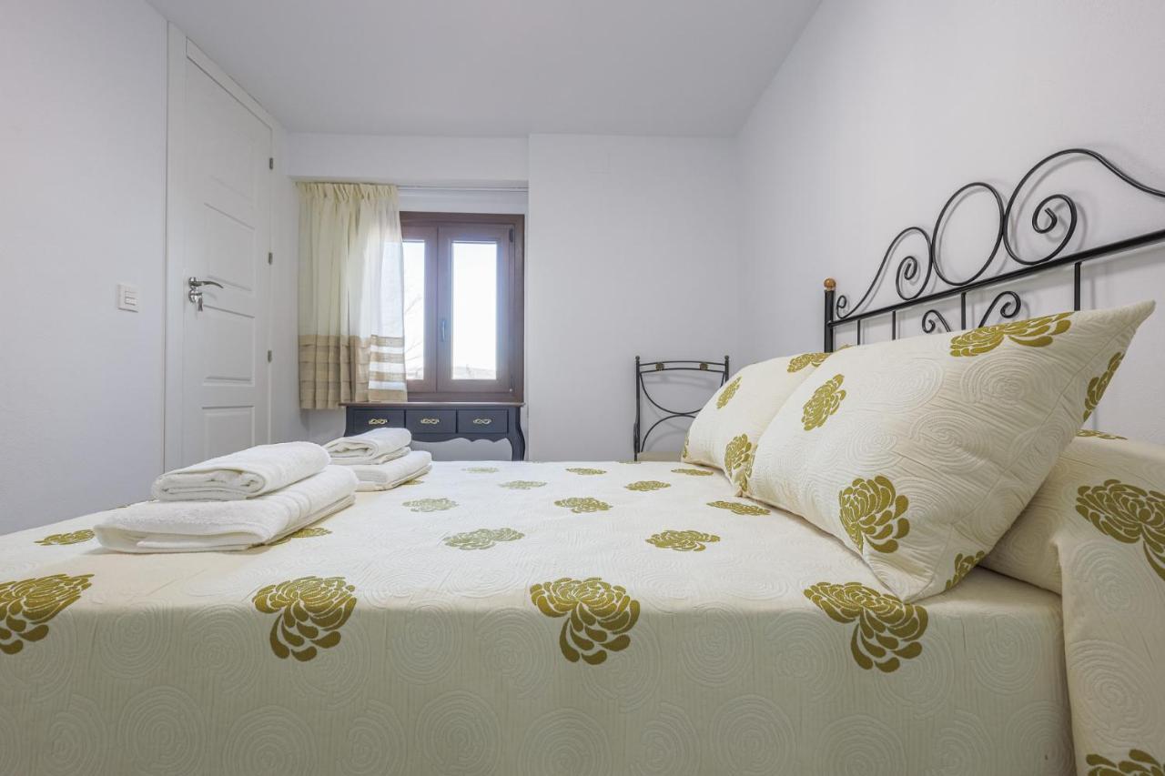 Fantastica Casa De 3 Bedroom Y 3 Banos - Casa De Relax- Montefrío Buitenkant foto