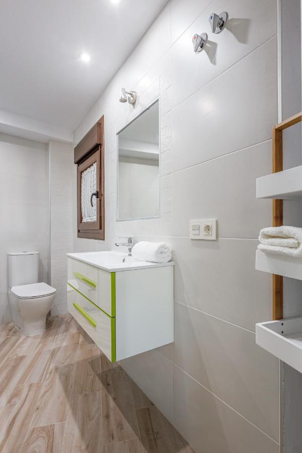 Fantastica Casa De 3 Bedroom Y 3 Banos - Casa De Relax- Montefrío Buitenkant foto